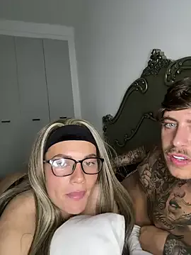 AmyBelmontt – webcam model profile photo Image 5