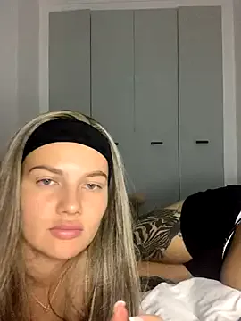 AmyBelmontt – webcam model profile photo Image 8