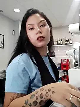 alanna_Micheles – webcam model profile photo Image 5