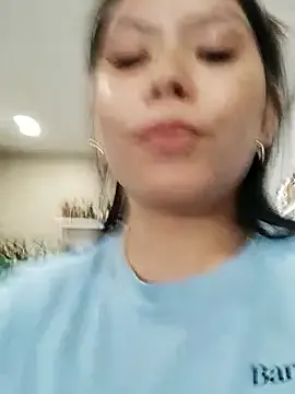 alanna_Micheles – webcam model profile photo Image 6