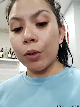 alanna_Micheles – webcam model profile photo Image 8