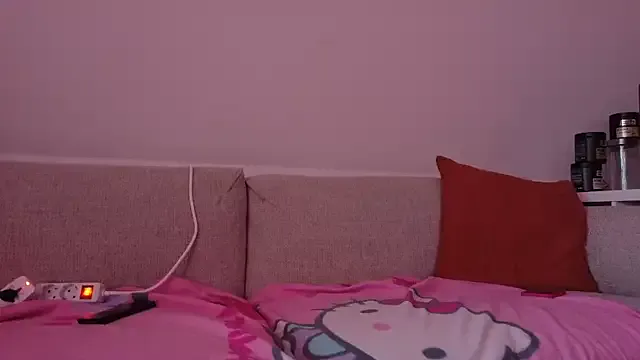 Amylewiss – webcam model profile photo Image 8