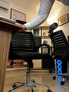 ChloeeGill – webcam model profile photo Image 9