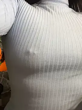 NatallieLynn – webcam model profile photo Image 15