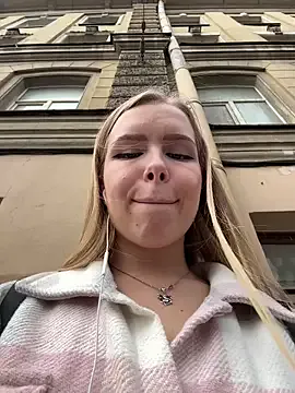 KaraNoir – webcam model profile photo Image 15