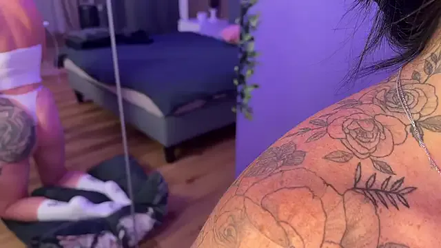 Just_Sophia_ – webcam model profile photo Image 8