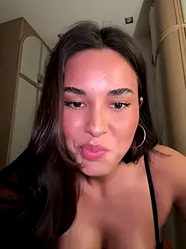 GreciaMorgan – webcam model profile photo Image 16