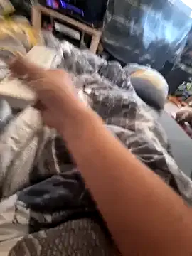 AmyBelmontt – webcam model profile photo Image 4