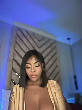 stormylana – webcam model profile photo Image 8