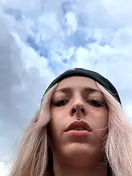 DarkDea – webcam model profile photo Image 11