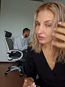 CharlotteCottin – webcam model profile photo Image 16