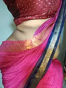 MrsKitten – webcam model profile photo Image 17