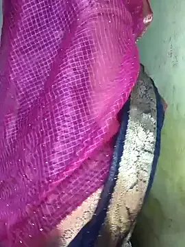 MrsKitten – webcam model profile photo Image 9