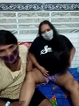 KaraNoir – webcam model profile photo Image 2