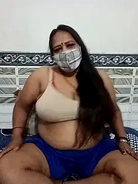 KaraNoir – webcam model profile photo Image 6