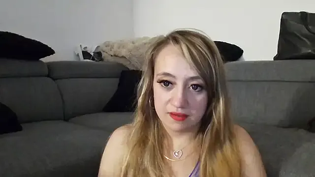 LoveXAddict – webcam model profile photo