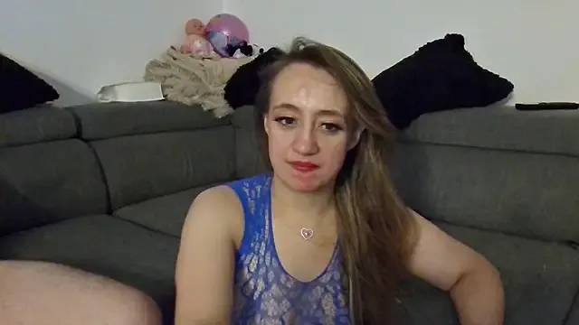 LadyKatia25 – webcam model profile photo Image 12