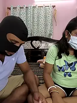 ZoeyReed – webcam model profile photo Image 12