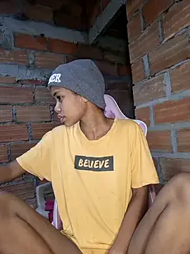 SkyLumen – webcam model profile photo Image 18