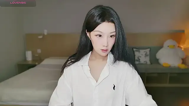 nyakotan – webcam model profile photo Image 12