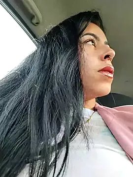 AmyBelmontt – webcam model profile photo Image 4