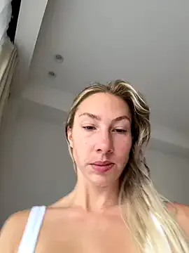 Noa_Dam – webcam model profile photo Image 14