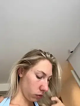 Noa_Dam – webcam model profile photo Image 5