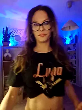 EmilyWeston – webcam model profile photo Image 3