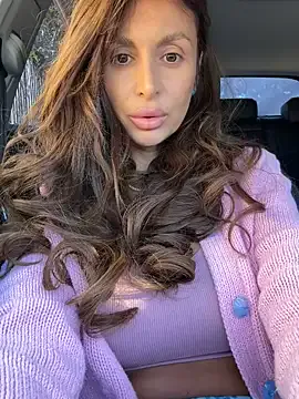 PaulinaSwift – webcam model profile photo Image 8