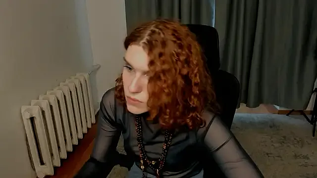 Laura_Bonnet – webcam model profile photo Image 9