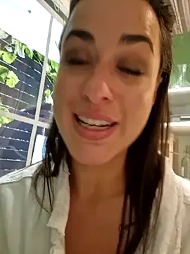 KaraNoir – webcam model profile photo Image 8