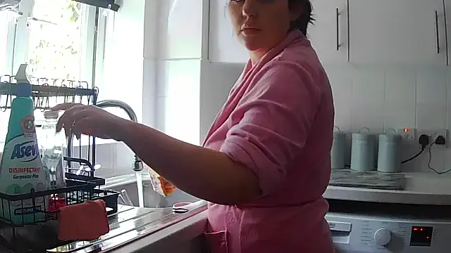 NoaRivas – webcam model profile photo Image 7