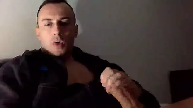 AmyBelmontt – webcam model profile photo Image 17