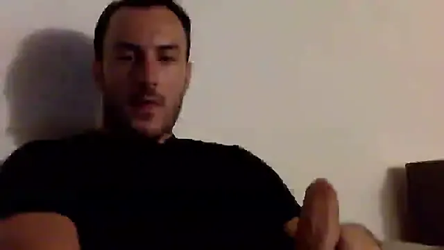 AmyBelmontt – webcam model profile photo Image 5