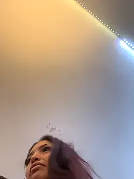 HanniRoss – webcam model profile photo Image 18