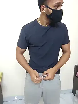 AmyBelmontt – webcam model profile photo Image 13