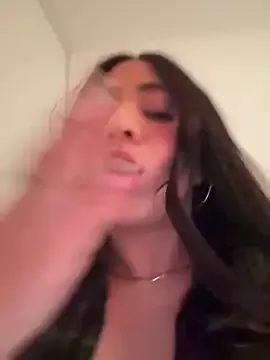 Akiravega – webcam model profile photo Image 6