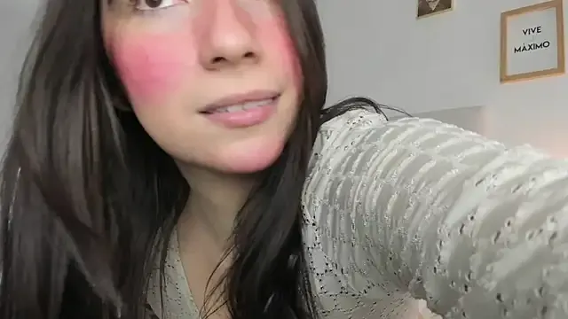 SophieBlaake – webcam model profile photo Image 14