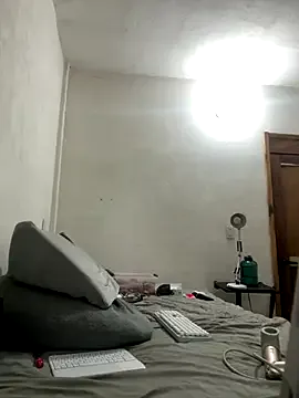 Melekyaraksever2545 – webcam model profile photo Image 3