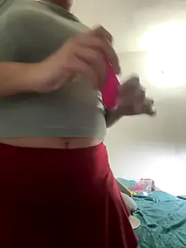 Melekyaraksever2545 – webcam model profile photo Image 6