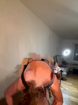 IsabelaJohnson – webcam model profile photo Image 3