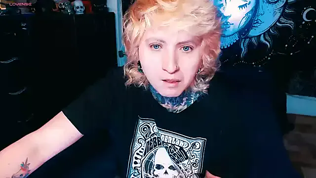 SkyLumen – webcam model profile photo Image 2