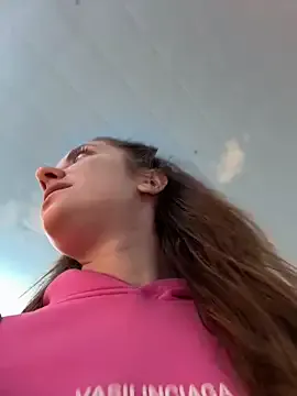 MeilynDuque – webcam model profile photo Image 3