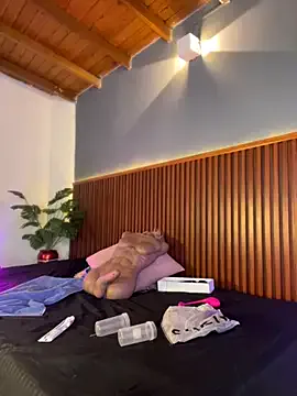 Lucky_Flora – webcam model profile photo Image 11