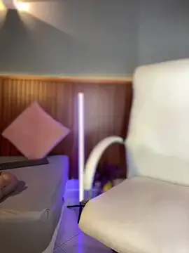 Lucky_Flora – webcam model profile photo Image 4