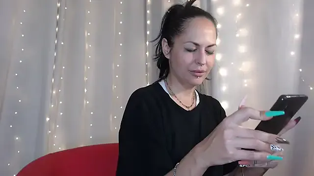 ZoeVillalobos – webcam model profile photo Image 2