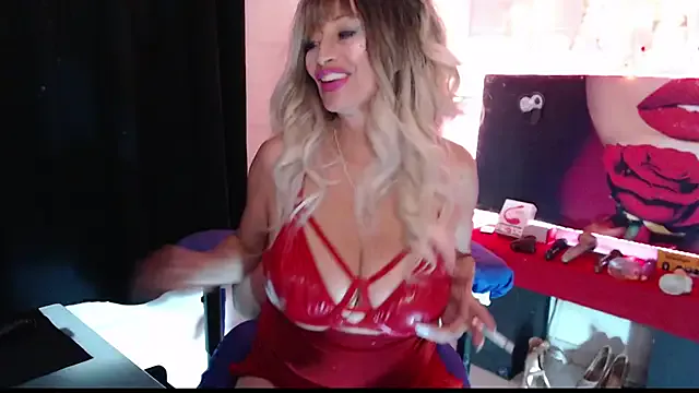 CassieGil – webcam model profile photo Image 7