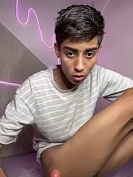 ClarisaCardenas – webcam model profile photo Image 3