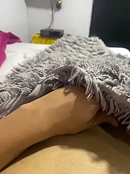 ClaraVanessa – webcam model profile photo Image 15