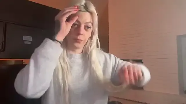 Rachell_More – webcam model profile photo Image 9